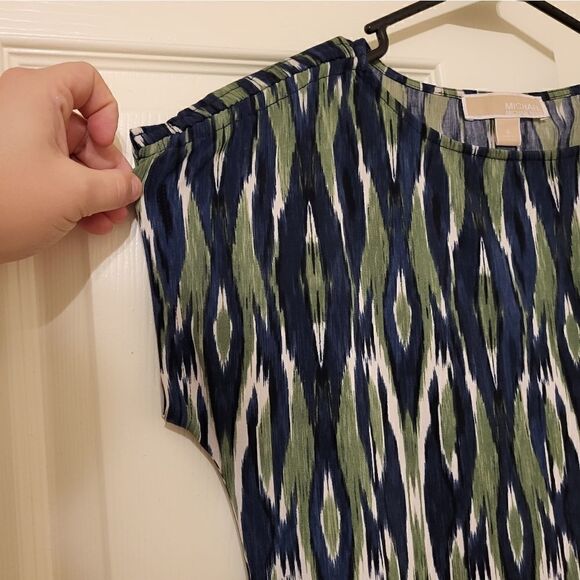 NWOT MICHAEL Michael Kors green/navy/white smeared short-sleeved blouse - Picture 2 of 6